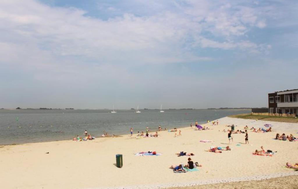 Vakantiehuis In Zeeland 신트 아날란트 외부 사진